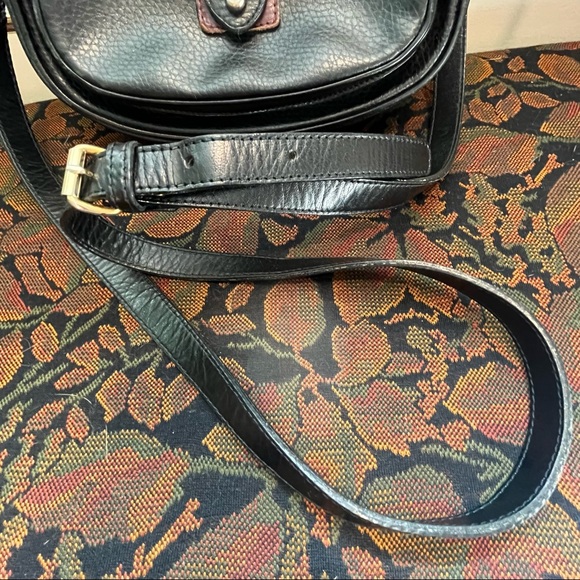 Donatello | Leather Crossbody Purse - Picture 10 of 16